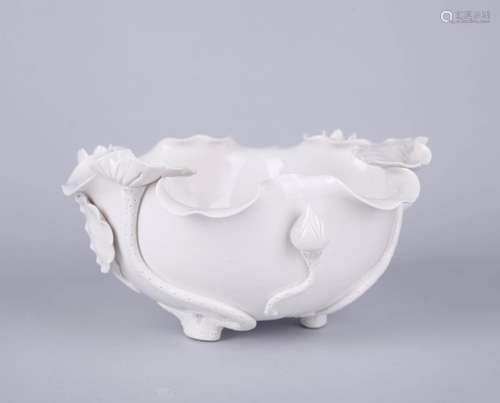 A WHITE-GLAZED 'LOTUS' BRUSH WASHER, QING DYNASTY