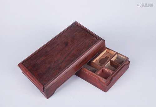 A PHOEBE WOOD RECTANGULAR BOX AND COVER, QING DYNASTY