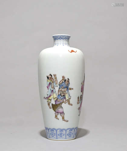 Chinese Famille Rose Porcelain Vase