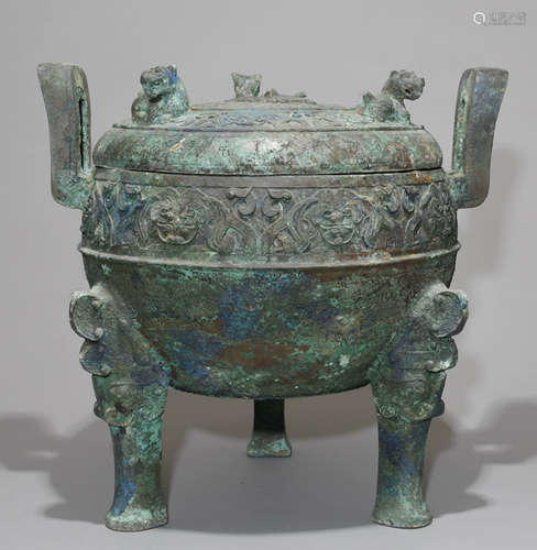 Chinese Archaic Bronze Tripot