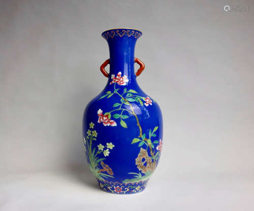 Chinese Famille Rose Porcelain Vase