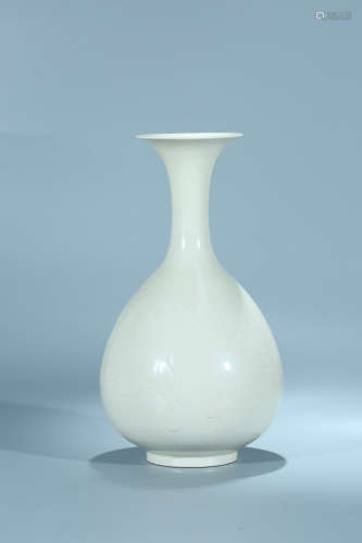 Chinese Ding Ware porcelain vase.