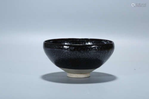 Chinese Cizhou Ware black glaze pottery bowl.