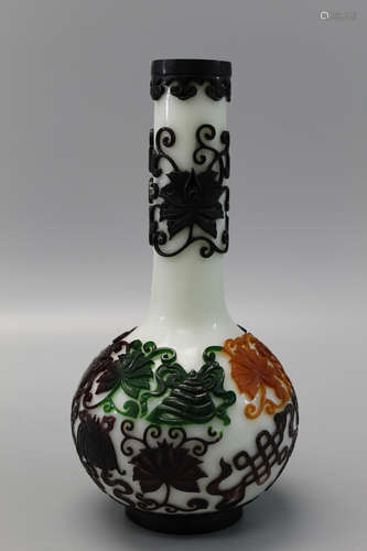 Chinese Peking glass vase, Qianlong mark and of the