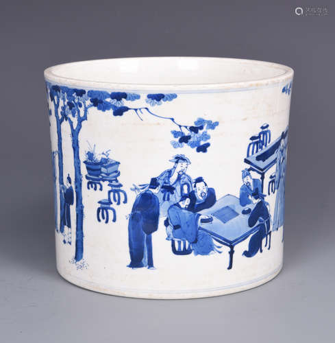 Chinese blue and white porcelain brush pot.