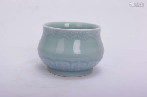 Chinese celadon porcelain brush washer, Yongzheng mark.