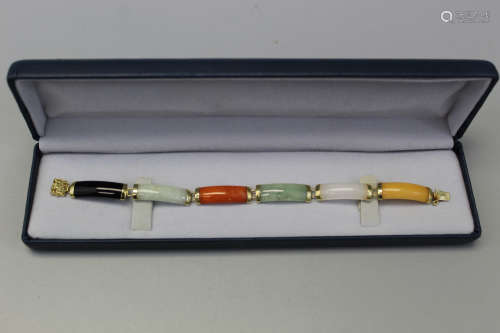 Chinese 14 K gold and jade bracelet