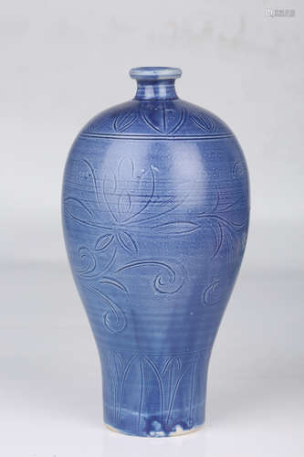 Chinese powder blue porcelain vase.