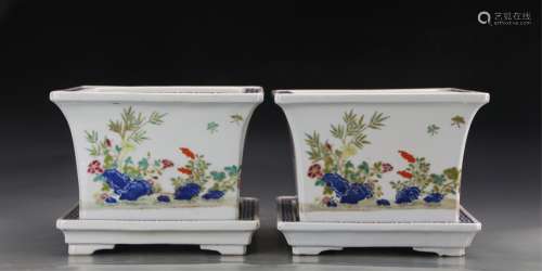 CHINESE PAIR OF FAMILLE ROSE PORCELAIN POTS
