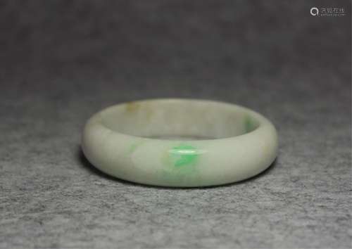 CHINESE JADEITE BANGLE