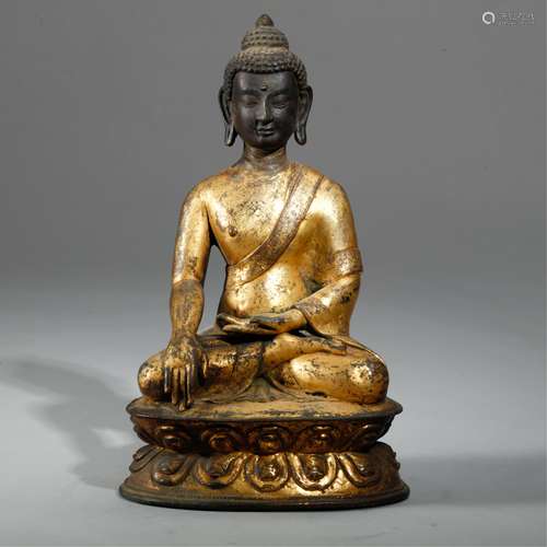 TIBETAN GILT BRONZE FIGURE OF SHAKYAMUNI