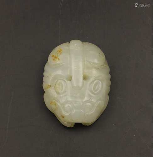 CHINESE JADE PENDANT