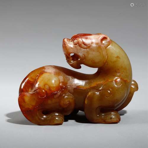 CHINESE ARCHAIC JADE CARVED ANIMAL