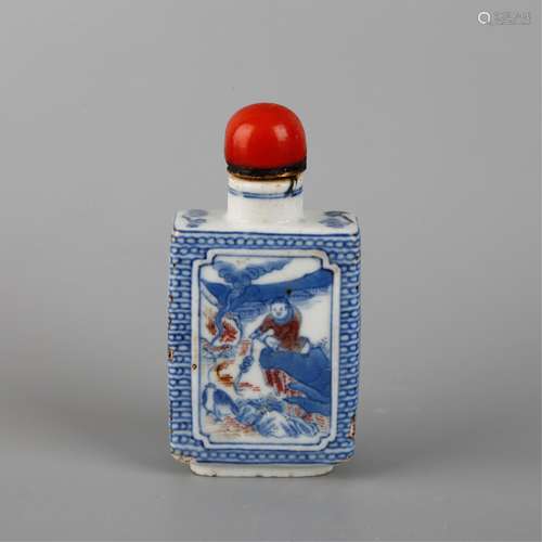 CHINESE BLUE AND WHITE SNUFF BOTTLE