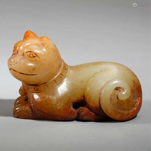 CHINESE ARCHAIC JADE CARVED TIGER