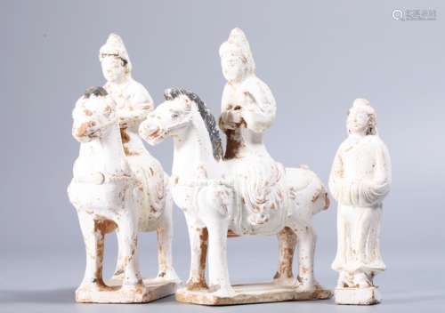 Ming dynasty, white  pottery riding figure