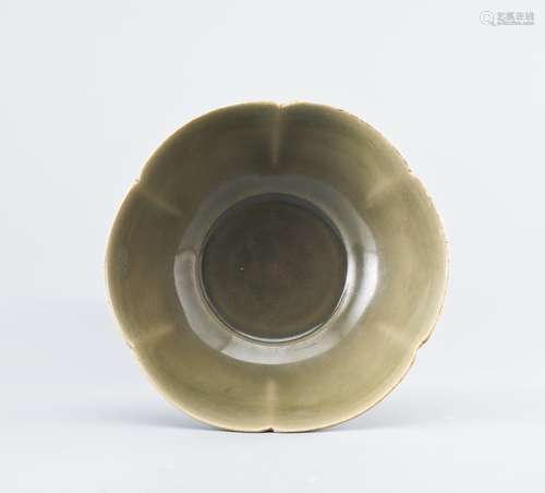 Northern song dynasty Yaozhou kiln fancy top bowl