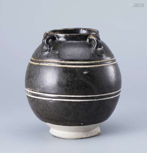 Xing kiln black glazed jar