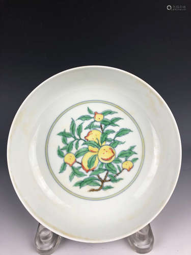 China, Famille Rose Dou Cai Peach Plate