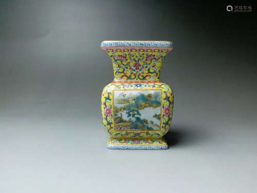 China,Famille-rose Vase