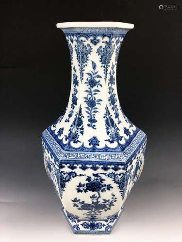 China,Blue and White Hexagonal Vase