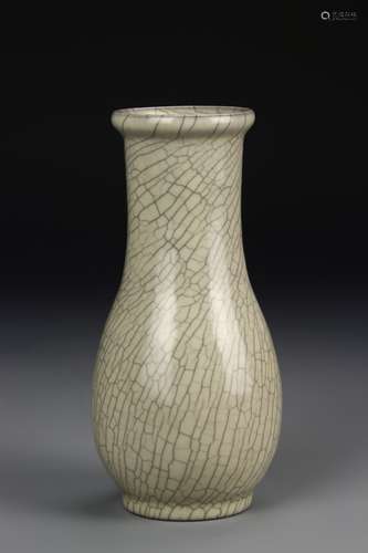 Chinese Geyao Vase