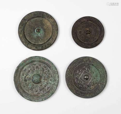 Lot: 4 Bronze-Spiegel