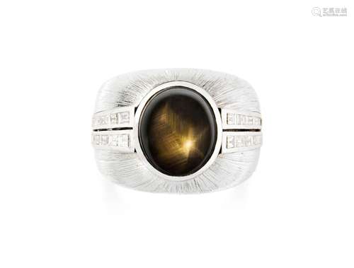 Sternsaphir-Diamant-Ring