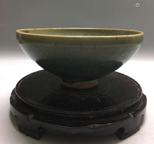 A RED-SPLASHED JUNYAO BOWL