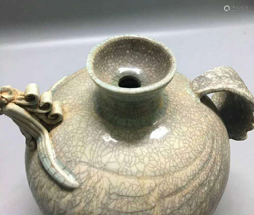 A HUTIANYAO POT