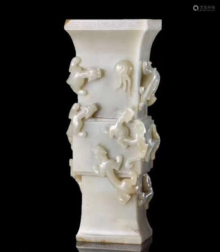 A HETIAN JADE CARVED GU SHAPED VASE