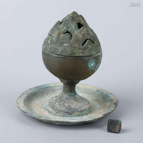 AN ARCHAIC BRONZE CENSER AND SEAL