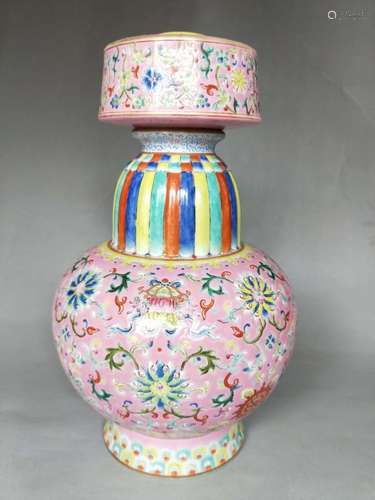 A FAMILLE ROSE VASE WITH QIANLONG MARK