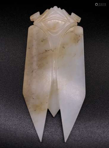 AN ARCHAIC JADE CICADA