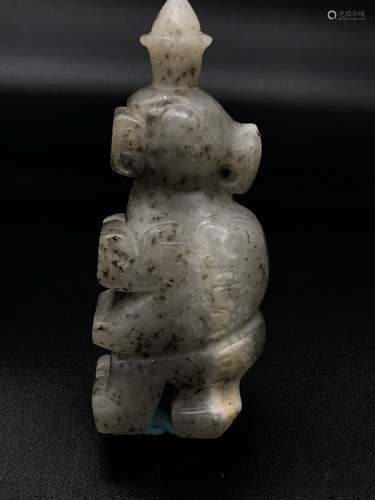 AN ARCHAIC JADE OWLET