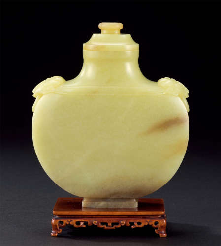 清 十八世纪黄玉瓶