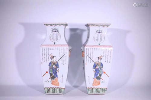 17-19 CENTURY, A PAIR OF FIGURE PATTERN FAMILLE ROSE SQUARE VASES, QING DYNASTY