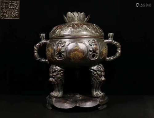 20TH CENTURY, A LOTUS DESIGN DOUBLE-EAR THREE FEET CENSER, THE REPUBLIC OF CHINA