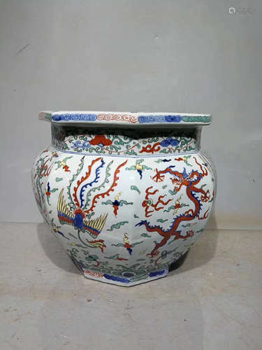 A DRAGON&PHOENIX PATTERN FIVE-COLOURED POT