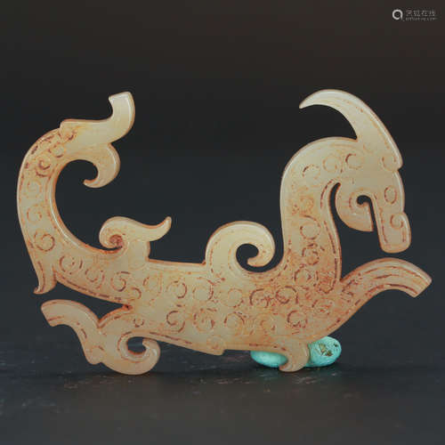 CHINESE ARCHAIC JADE DRAGON PENDANT