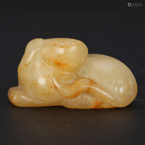 CHINESE ARCHAIC JADE RECUMBENT RAM