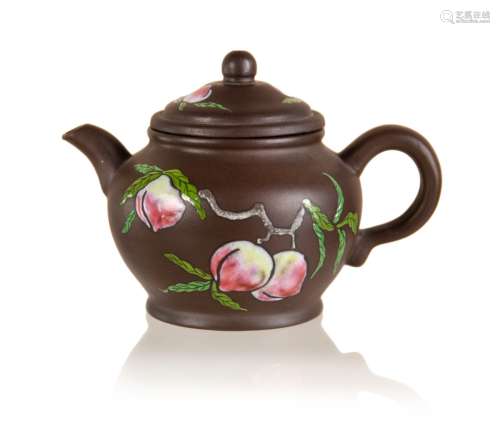 宜興如意款壽桃裝飾紫砂茶壺