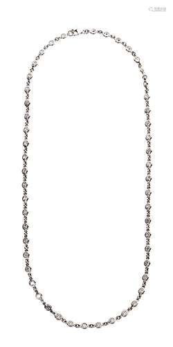 Collier en argent .925 rhodié et 51 cubic zirconium à serti clos. L. 52.5 cm. Poids [...]