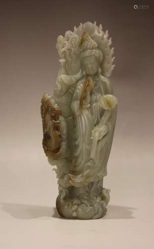 A JADE CARVED FIGURE OF GUANYIN