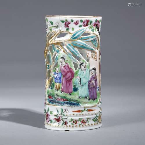 A FAMILLE ROSE CARVED VASE