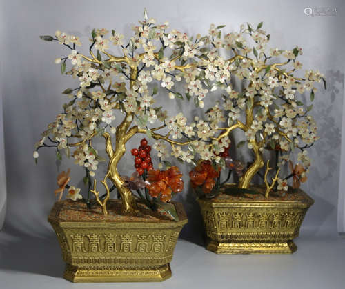 A PAIR OF JADE JARDINIERES