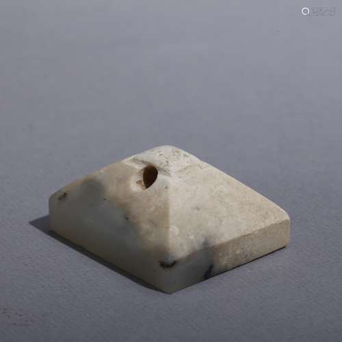 A ARCHAIC JADE CARVED SEAL CHOP