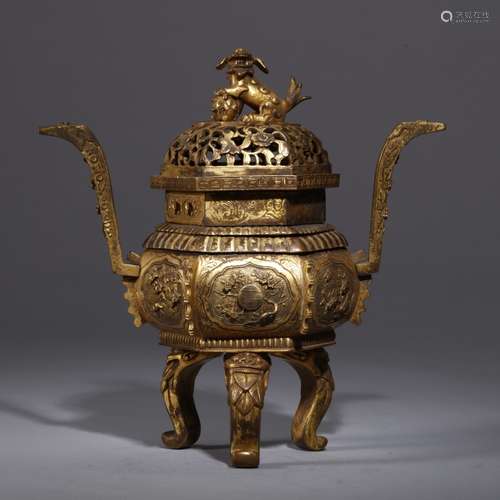 A GILT-BRONZE TRIPOD CENSER AND COVER