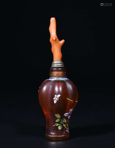 A RED GLASSWARE SNUFF BOTTLE