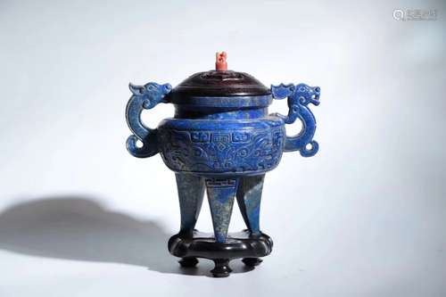 A LAZURITE CARVED TRIPOD CENSER AND COVER